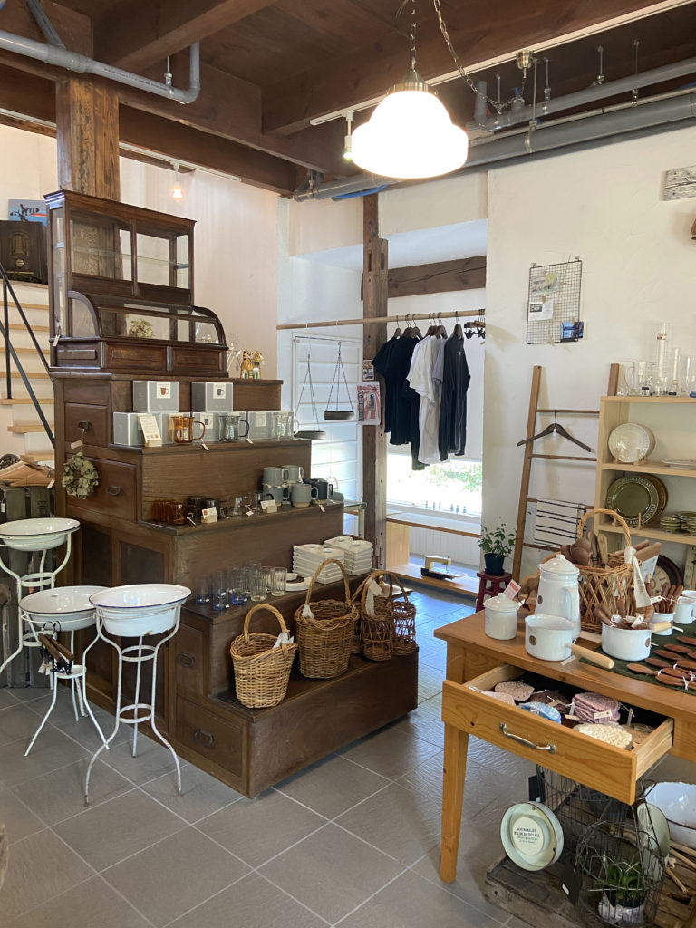 ルドリュロラン378の雑貨コーナー