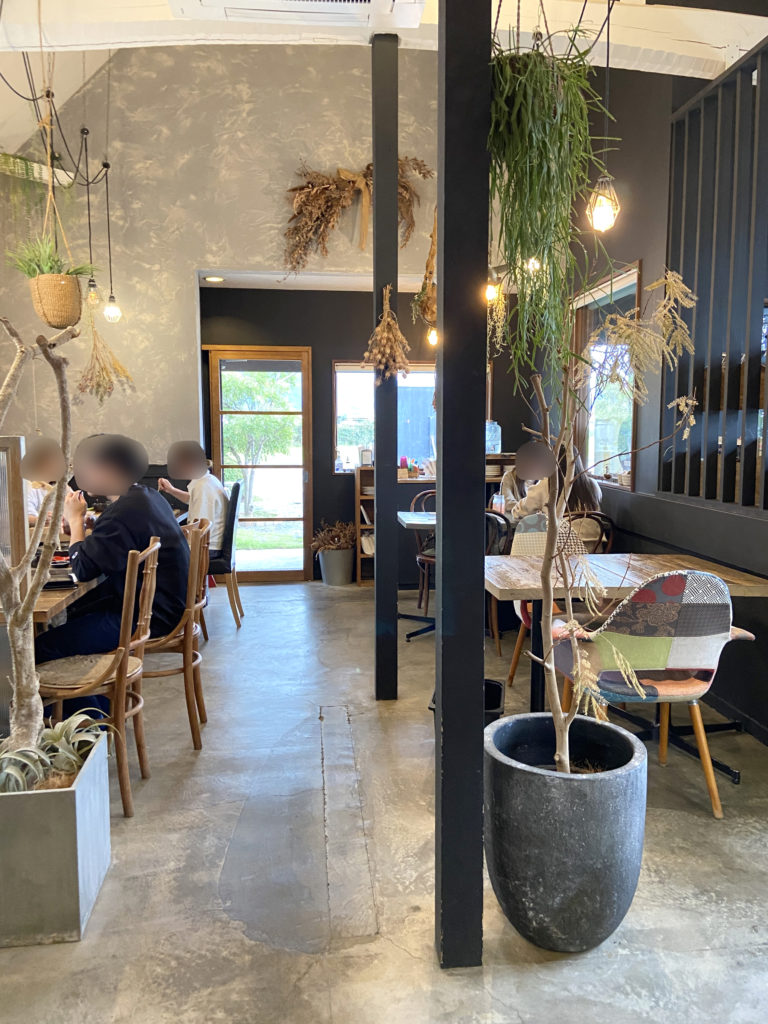 イタリアンスタンドジラソーレの店内2